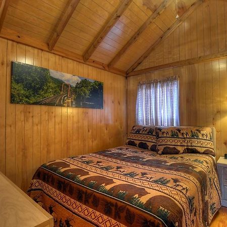 Riverbend Lodging 브라이슨시티 외부 사진