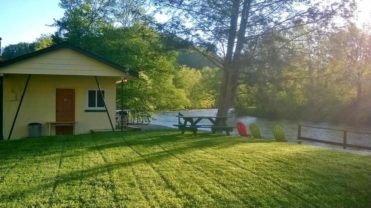Riverbend Lodging 브라이슨시티 외부 사진